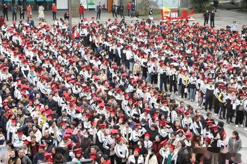 博文成人礼视频,青春蜕变，见证成长瞬间